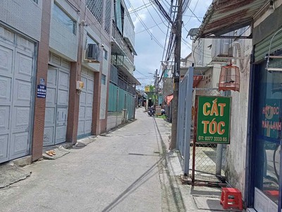 Nhà 85m2- 2 mặt tiền chợ long thạnh mỹ-5.2 tỷ ngay cao đẳng cảnh sát-5.2 tỷ 0