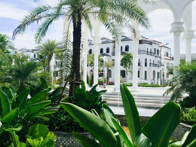 Độc quyền chỉ 02 căn btlk 140m2 hướng nam view trực diện vườn hoa 6000m2, 260m đến cv 65ha ciputra. 1