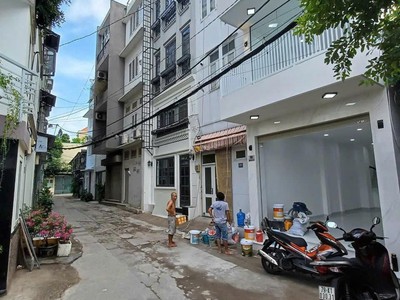 Bán siêu phẩm 2 mặt tiền   161 nguyễn cửu vân, p.17, bình thạnh 2