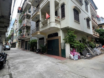 Nhỉnh 10 tỷ- nhà phân lô minh khai, hai bà trưng, lô góc, ô tô vào nhà. 1