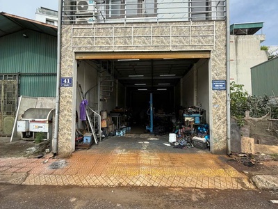 Bán nhà bát khối 16 tỷ 100m view hồ điều hòa, long biên 0