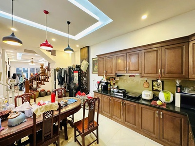 Nhà hồ đắc di,đống đa,ô tô đỗ,2 thoáng,lô góc,hiếm 3