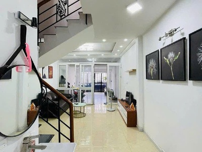 Bán nhà phú thuận   quận 7  -  60m    2 tầng btct   ô tô vào nhà   giá nhỉnh 7 tỷ 2