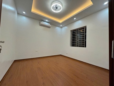 Bán nhà khu phân lô   tô hiệu   38m  x 5.5 tầng   10 tỷ 3