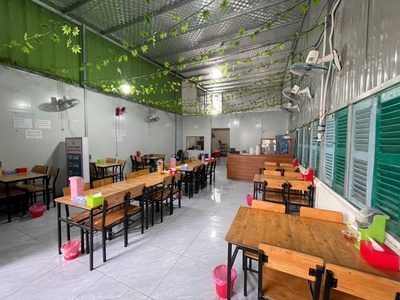 Quận 2 , sang quán ăn giá rẻ 154 tr , mb thuê 18 tr / tháng, mt đường đ khu sầm uất, gần mt đường 1
