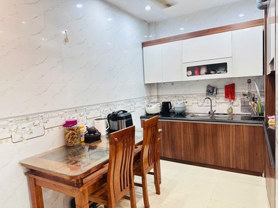 Cho thuê nhà nguyên căn   mặt ngõ 180 trường chinh, đối diện cổng bệnh viện nhi đức  - kiến an, hải 2