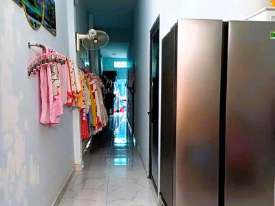 Bán nhà đẹp đối diện vạn phúc city, 130m2, hẻm xe hơi, giá chỉ hơn 7 tỷ 2
