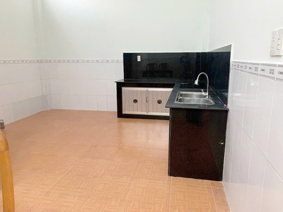 Bán nhà 2 tầng khu tđc đường ô tô ngô đến ngọc hiệp  vị trí :  cách trường mầm non, trường tiểu 3