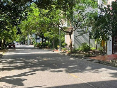 Bán lô đất mặt đường Trần Huy Liệu, khu Vạn Lộc, ph Tứ Minh, TP HD, 69.75m2, mt 4.5m 0