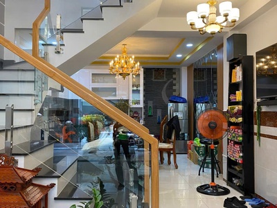 NHà HXH lã xuân oai long trường DT 60m, 3 tầng 0