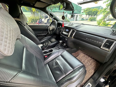 Bán Ford Everest 2019 - Bản Cao Cấp Nhất 2 Cầu Bi-Turbo 4