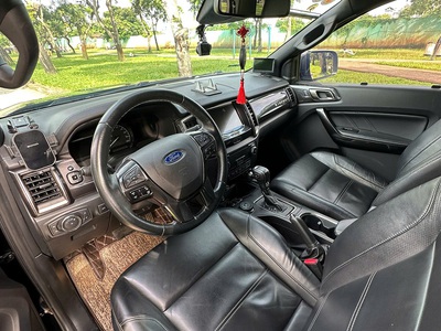 Bán Ford Everest 2019 - Bản Cao Cấp Nhất 2 Cầu Bi-Turbo 6