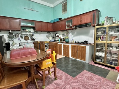 TÂN BÌNH - khu sân bay Phường 4 -  5x20 , 3 tầng, khu hiếm bán, đắc địa. 2