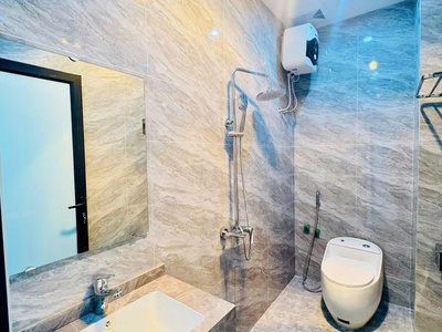 Nhà xây mới mặt ngõ Trực Cát - lê chân   4,75 tỷ 2