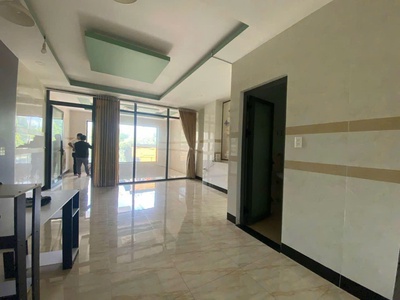 Chính chủ cho thuê MBKD mặt hồ hoàng càu 721