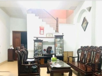 Chính chủ cho thuê MBKD mặt hồ hoàng càu 395