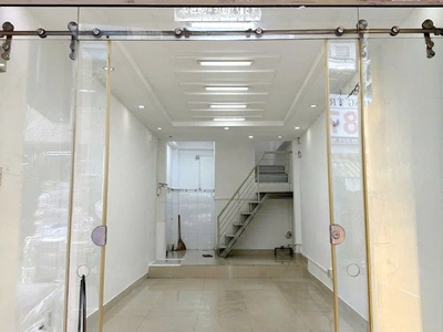 Chính chủ cho thuê MBKD mặt hồ hoàng càu 1400