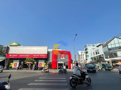 Cho thuê nhà góc 2 mặt tiền Lũy Bán Bích và Vườn Lài, quận Tân Phú  Số 588 LŨY BÁN BÍCH 3