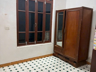 Chính chủ cho thuê MBKD mặt hồ hoàng càu 292