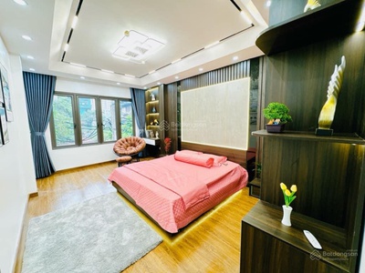 Chính chủ cho thuê MBKD mặt hồ hoàng càu 99