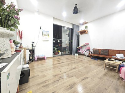 Chính chủ cho thuê MBKD mặt hồ hoàng càu 2540