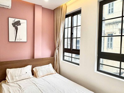 Chính chủ cho thuê MBKD mặt hồ hoàng càu 95