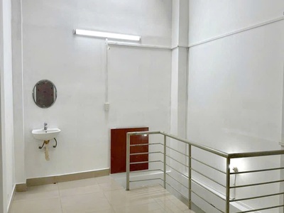 Chính chủ cho thuê MBKD mặt hồ hoàng càu 1220