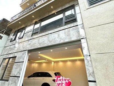 Chính chủ cho thuê MBKD mặt hồ hoàng càu 352