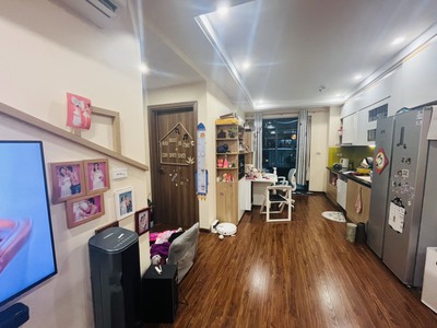 Chính chủ cho thuê MBKD mặt hồ hoàng càu 2623