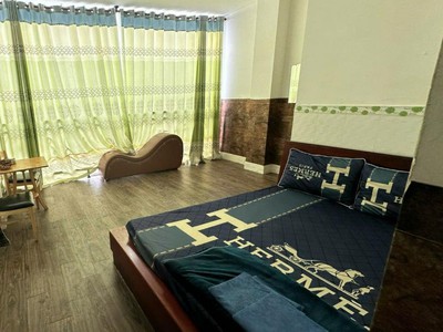 Chính chủ cho thuê MBKD mặt hồ hoàng càu 433