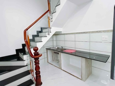 Gấp gấp- nhà đẹp- quận 4-40m2- nhỉnh 5 tỷ 1