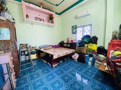 Nhà đẹp   hẻm thông   chủ thiện chí   cần bán gấp 1