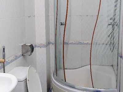 Bán nhà 2 tầng khu tđc đường ô tô ngô đến ngọc hiệp 4