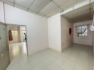 Chính chủ cho thuê MBKD mặt hồ hoàng càu 2373