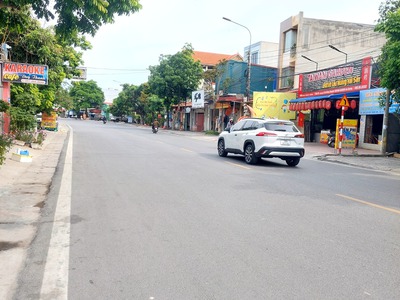 Chính chủ cho thuê MBKD mặt hồ hoàng càu 504