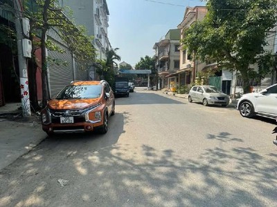 Chính chủ cho thuê MBKD mặt hồ hoàng càu 2500