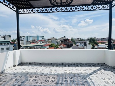Chính chủ cho thuê MBKD mặt hồ hoàng càu 1056