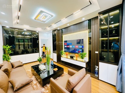 Chính chủ cho thuê MBKD mặt hồ hoàng càu 100
