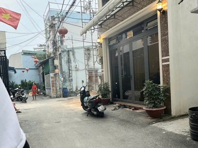 Chính chủ cho thuê MBKD mặt hồ hoàng càu 920
