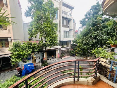 Chính chủ cho thuê MBKD mặt hồ hoàng càu 2466