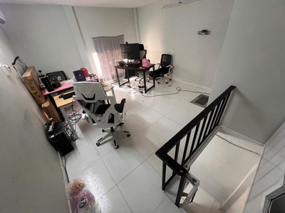 Chính chủ cho thuê MBKD mặt hồ hoàng càu 1748