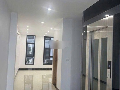 Chính chủ cho thuê MBKD mặt hồ hoàng càu 2071