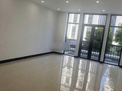 Chính chủ cho thuê MBKD mặt hồ hoàng càu 2073