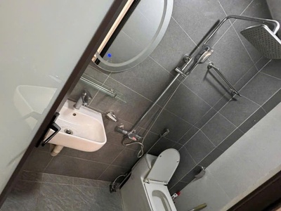 Chính chủ cho thuê MBKD mặt hồ hoàng càu 495