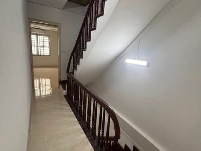 Chính chủ cho thuê MBKD mặt hồ hoàng càu 444