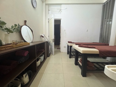 Mặt tiền kế nguyễn văn thoại, bên bờ biển mỹ khê, nhà 3 tầng xây kiên cố 2