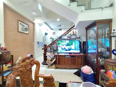 Chính chủ cho thuê MBKD mặt hồ hoàng càu 2178