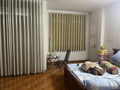 Chính chủ cho thuê MBKD mặt hồ hoàng càu 2479