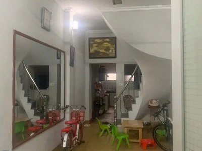 Chính chủ cho thuê MBKD mặt hồ hoàng càu 699