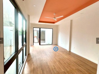 Chính chủ cho thuê MBKD mặt hồ hoàng càu 517
